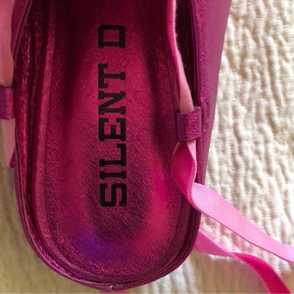 Free People Silent D Charly Lace Up Flats size 38 Fuchsia Metallic Leather New - Picture 8 of 9